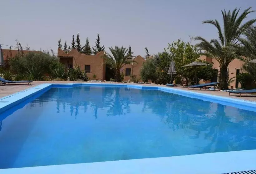 Отель Maison D Hotes La Tour De Toile