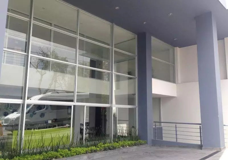 ホテル Misión Express Xalapa Centro