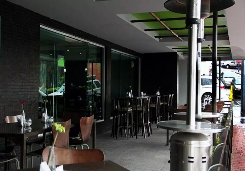 ホテル Misión Express Xalapa Centro