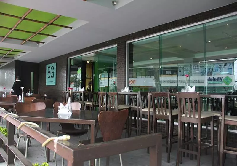 ホテル Misión Express Xalapa Centro