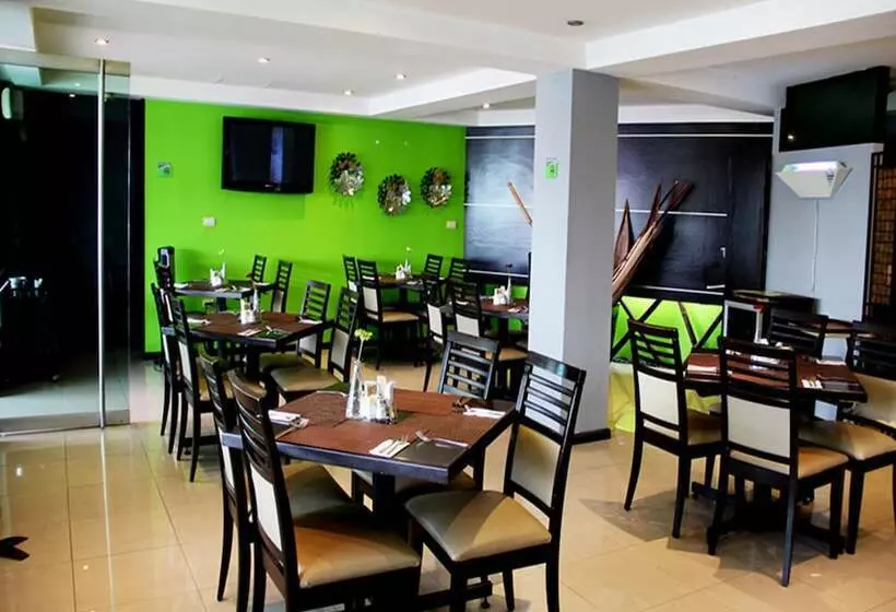 ホテル Misión Express Xalapa Centro