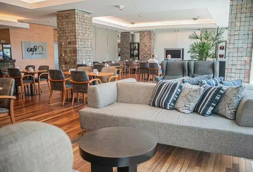 Отель Orfeo Suites Cordoba