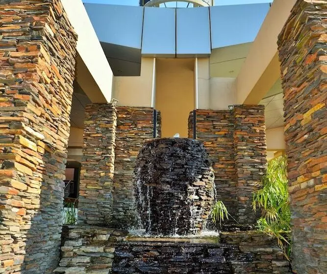 Premier Hotel O.r. Tambo