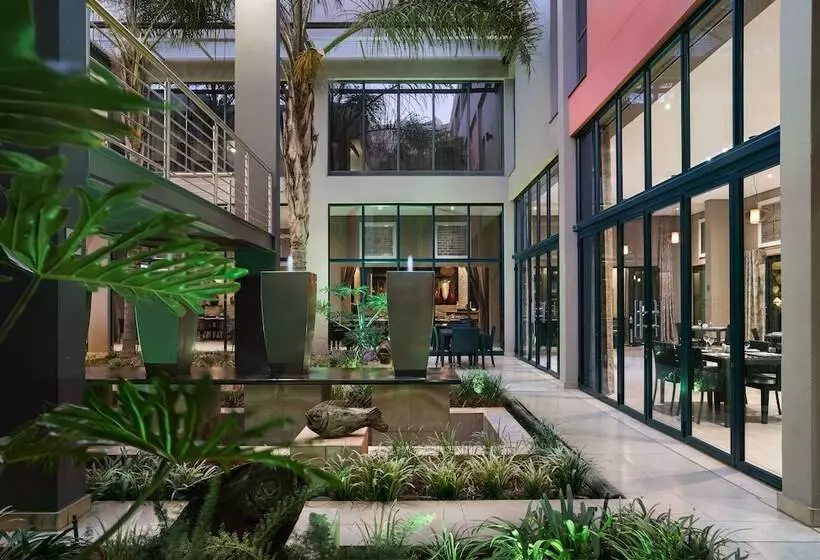 Premier Hotel O.r. Tambo