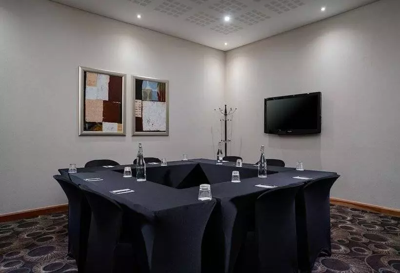 Premier Hotel O.r. Tambo