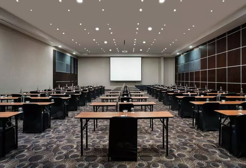 Premier Hotel O.r. Tambo