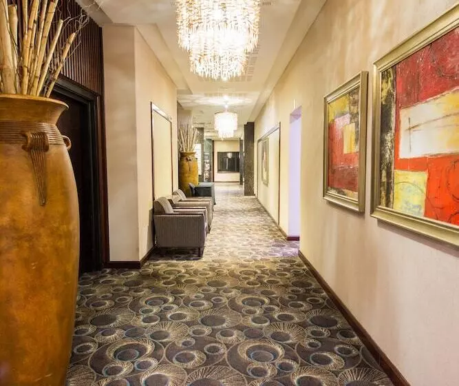 Premier Hotel O.r. Tambo