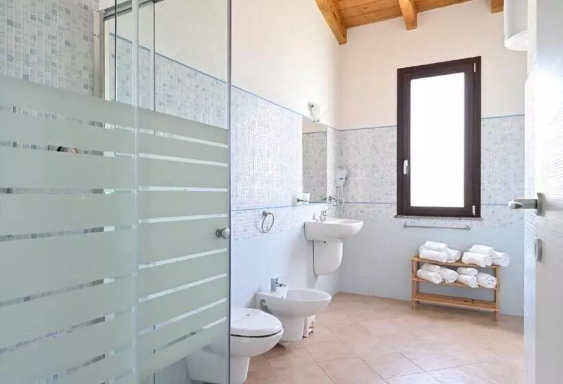 Szálloda Mimose Beach Village