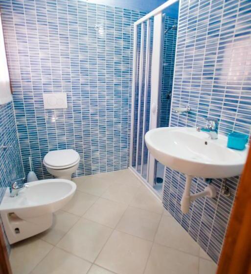 酒店 Mimose Beach Village