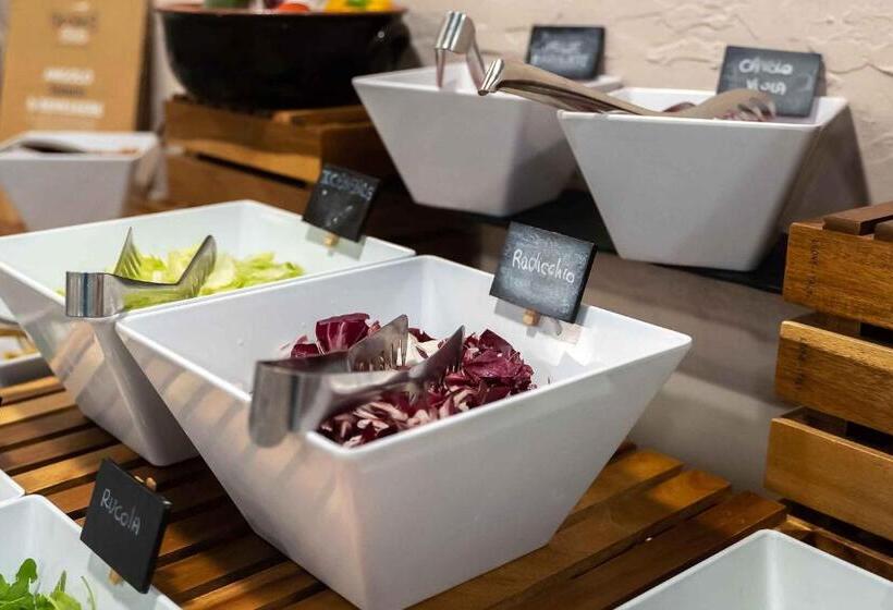 酒店 Mimose Beach Village