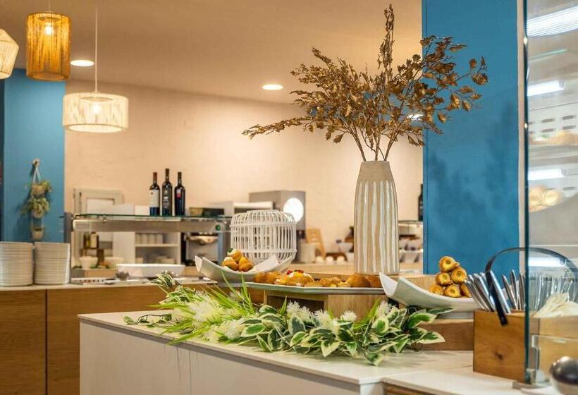 酒店 Mimose Beach Village