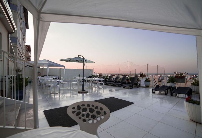 فندق Riviera Mare Beach Life