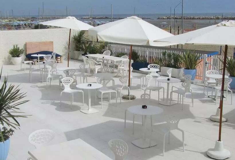 호텔 Riviera Mare Beach Life