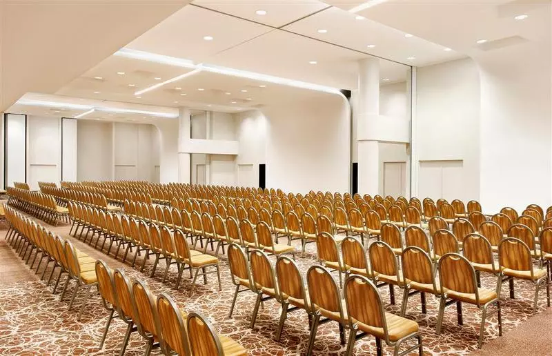 Sheraton Milan Malpensa Airport Hotel & Conference Centre