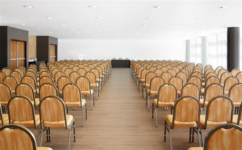 Sheraton Milan Malpensa Airport Hotel & Conference Centre