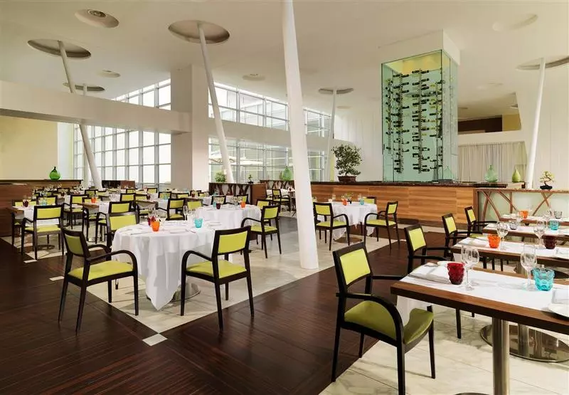 Sheraton Milan Malpensa Airport Hotel & Conference Centre