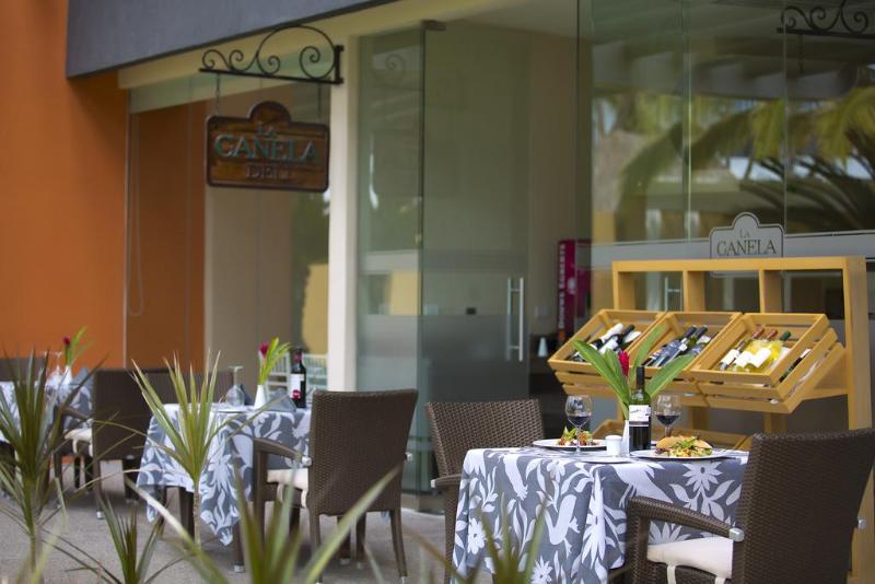 فندق Sunset Plaza Beach Resort Puerto Vallarta All Inclusive
