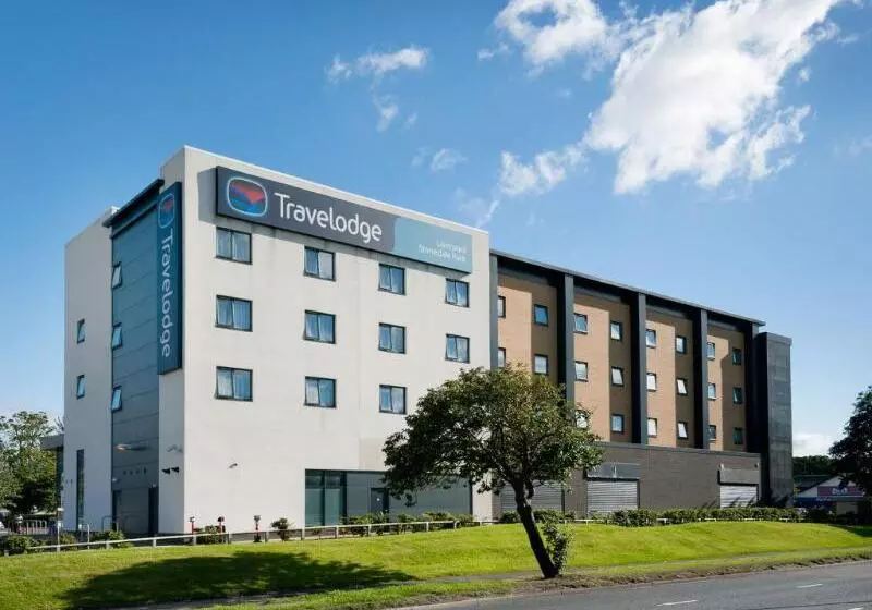 호텔 Travelodge Liverpool Stonedale Park