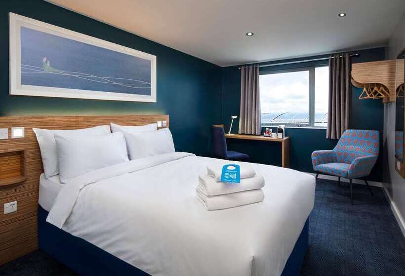 فندق Travelodge London Ealing