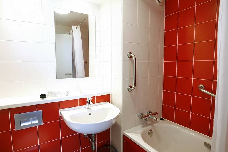 酒店 Travelodge Valencia Aeropuerto