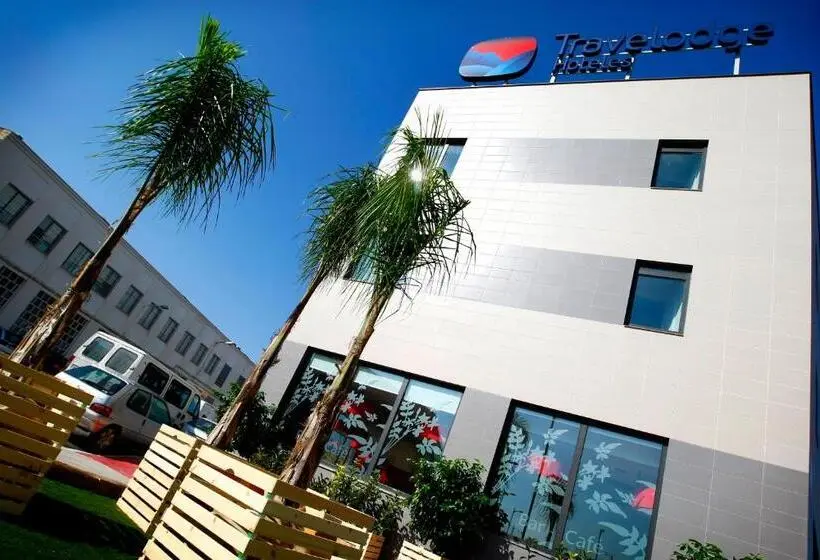 هتل Travelodge Valencia Aeropuerto