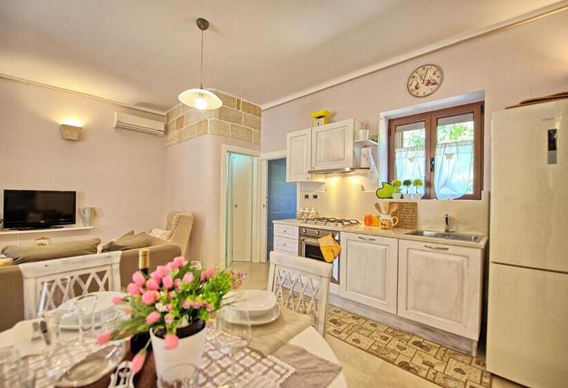 Lamia Santo Arcangelo By Posarellivillas