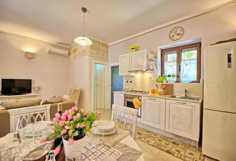 Lamia Santo Arcangelo By Posarellivillas