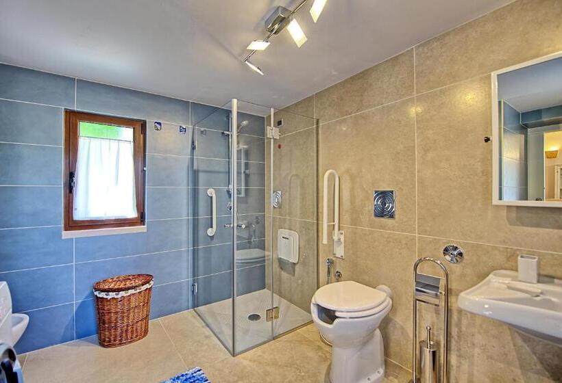 Lamia Santo Arcangelo By Posarellivillas