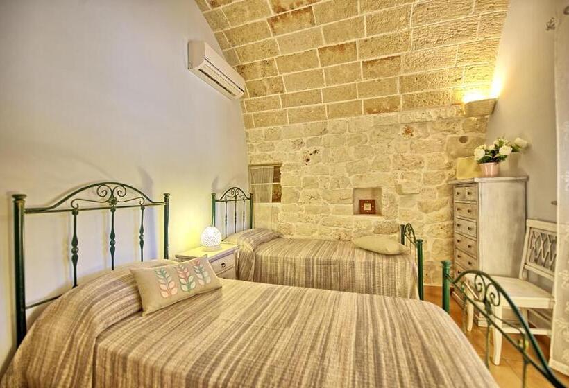 Lamia Santo Arcangelo By Posarellivillas