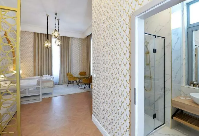 Hotelli 1552 Boutique