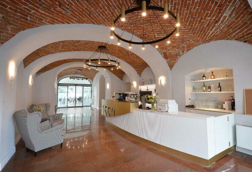 ホテル 1552 Boutique