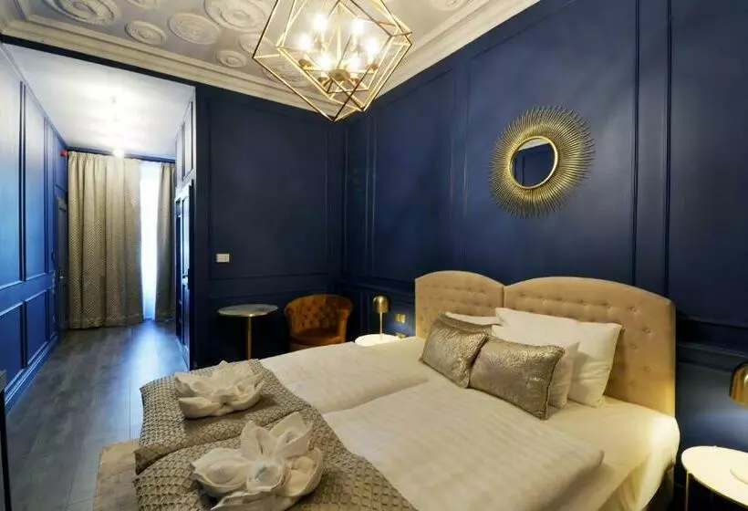 Hotelli 1552 Boutique