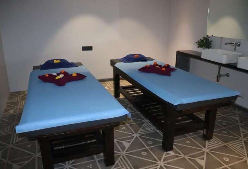 Hotel Devka Beach Resort