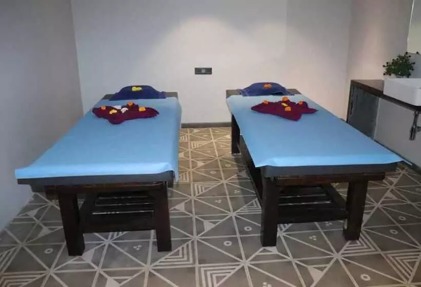 Hotel Devka Beach Resort