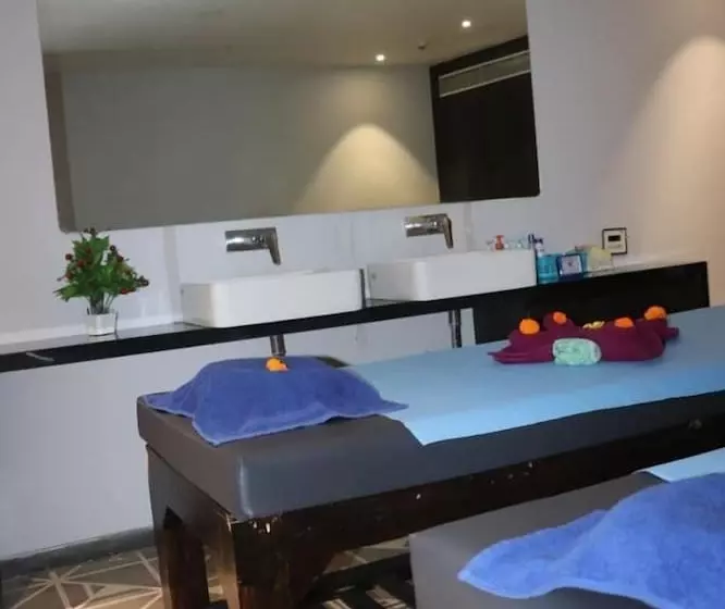 Hotel Devka Beach Resort