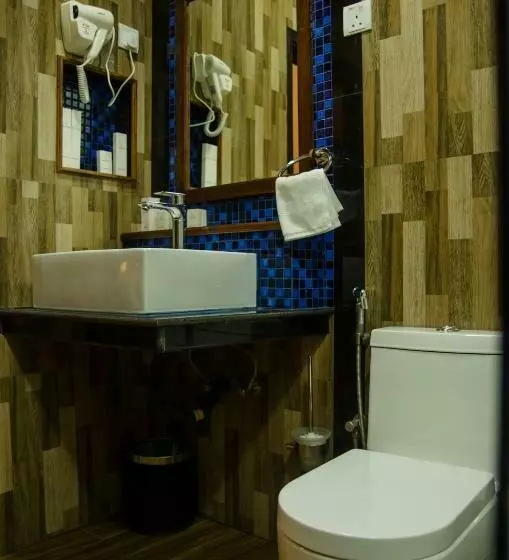 پانسیون Shark Lounge