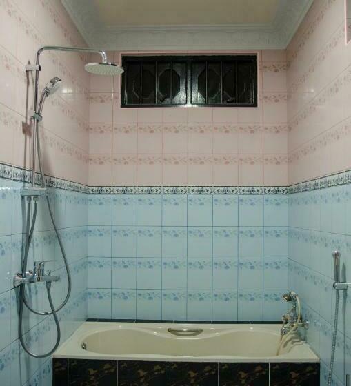 Pension Shark Lounge