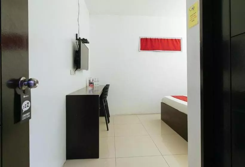 Reddoorz @ El Highway Hotel Bulacan