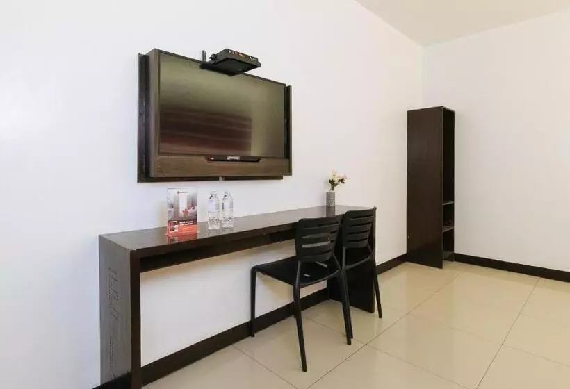 Reddoorz @ El Highway Hotel Bulacan