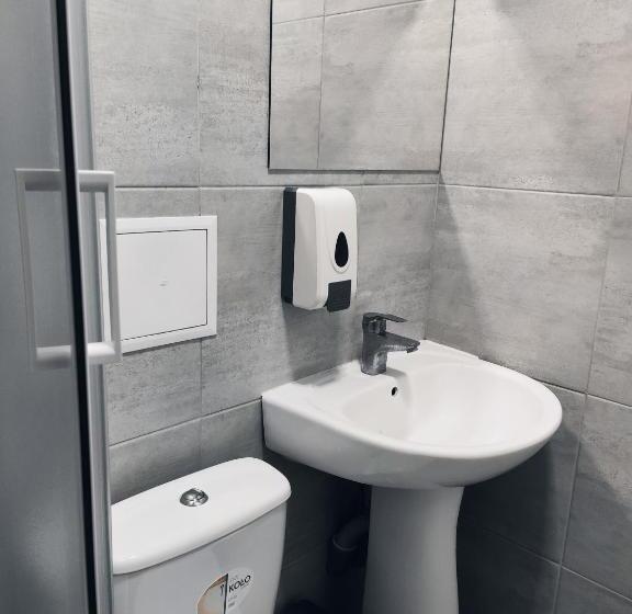 旅馆 хостел с террасой в центре