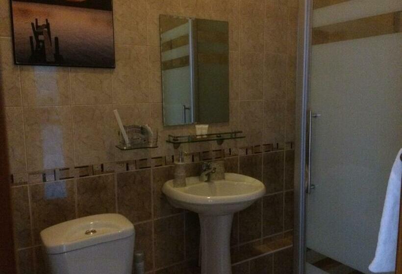 هاستل Altyn Adam