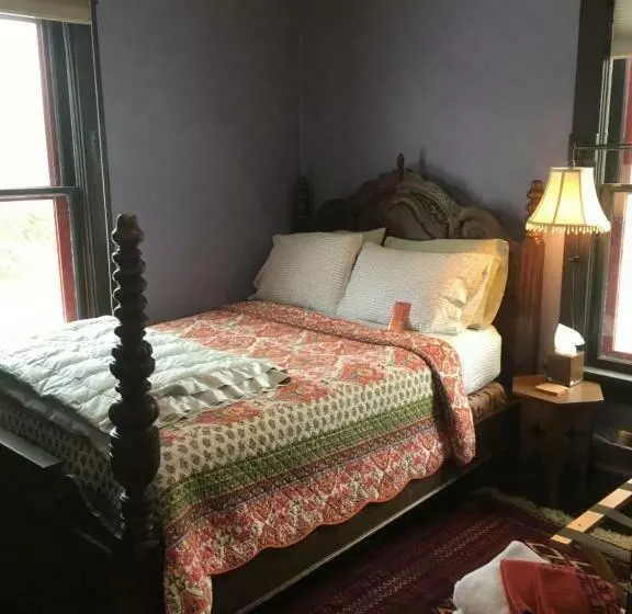 Aamiaismajoitus (B&B) Burnt Toast Inn