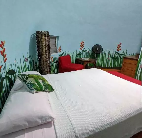 تختخواب و صبحانه La Casa De Vida Natural