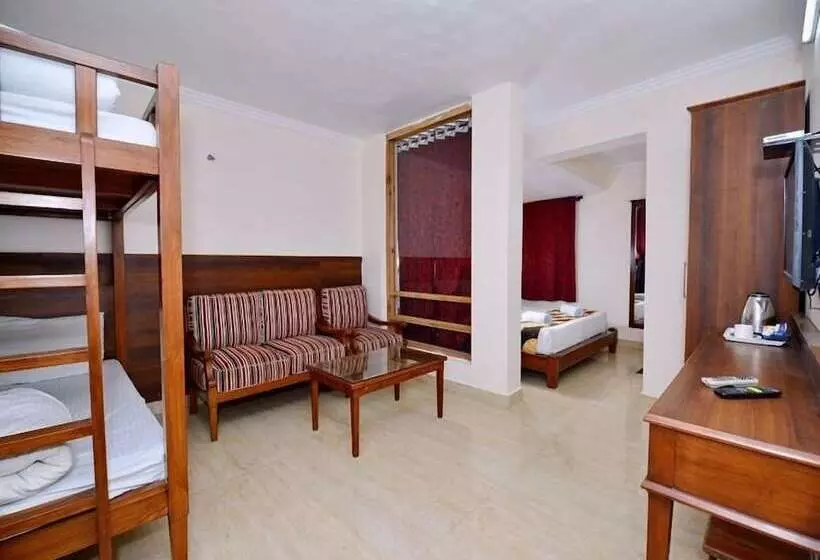 هتل Aroma Nainital