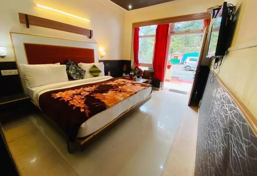 هتل Aroma Nainital