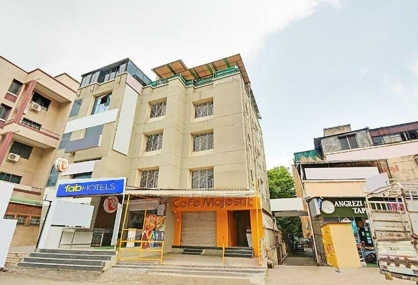 ホテル Fab Majestic Inn