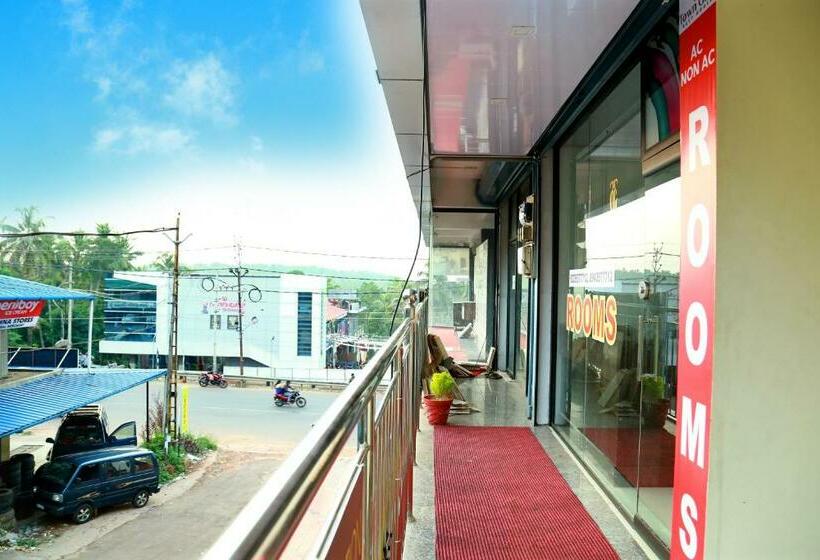 Hotel Town Gate Rest House