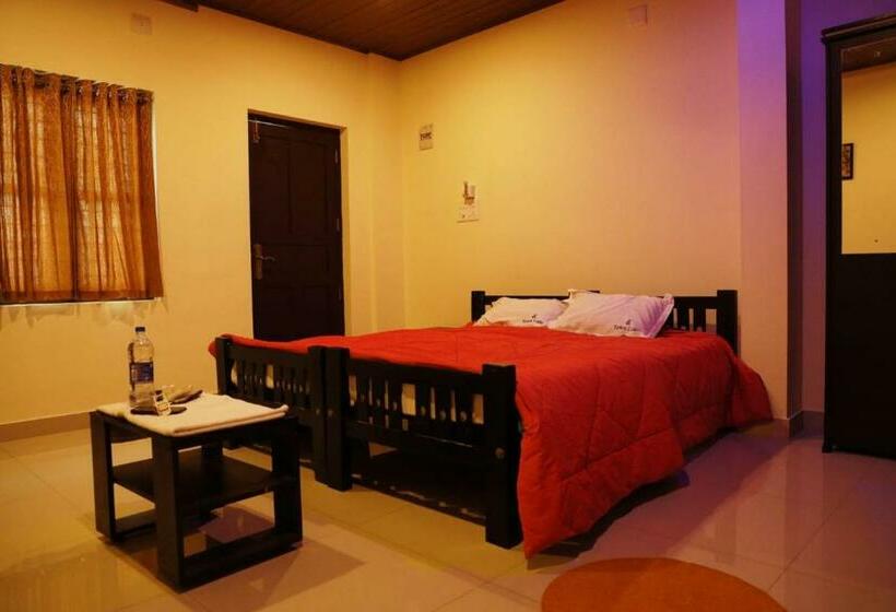 Hotel Town Gate Rest House