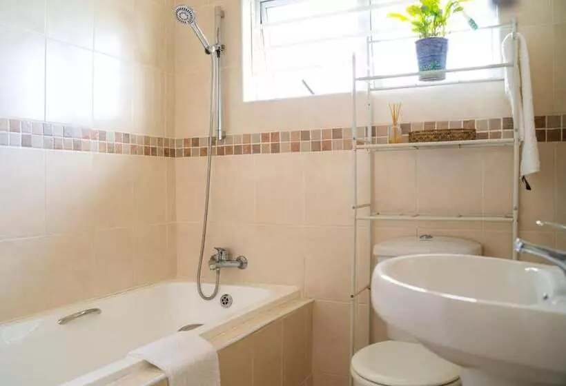 Majatalo Dei Gratia Guesthouse