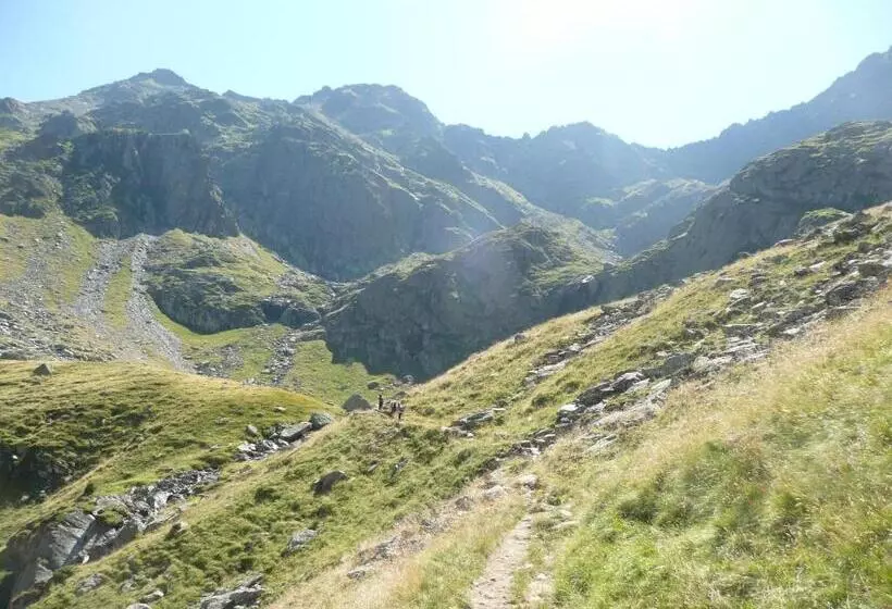 Majatalo La Curtea Porumbaceana